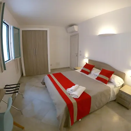 Guest house Domo E Sorres 3*