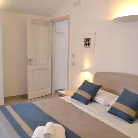 Domo E Sorres Guest house Olbia