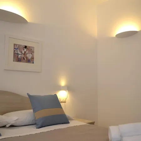 Domo E Sorres Guest house *
