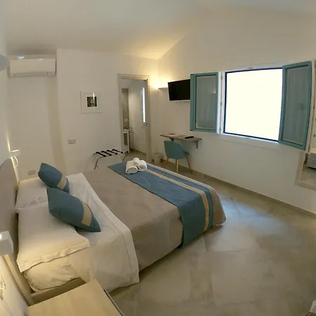 Domo E Sorres Гостьовий будинок